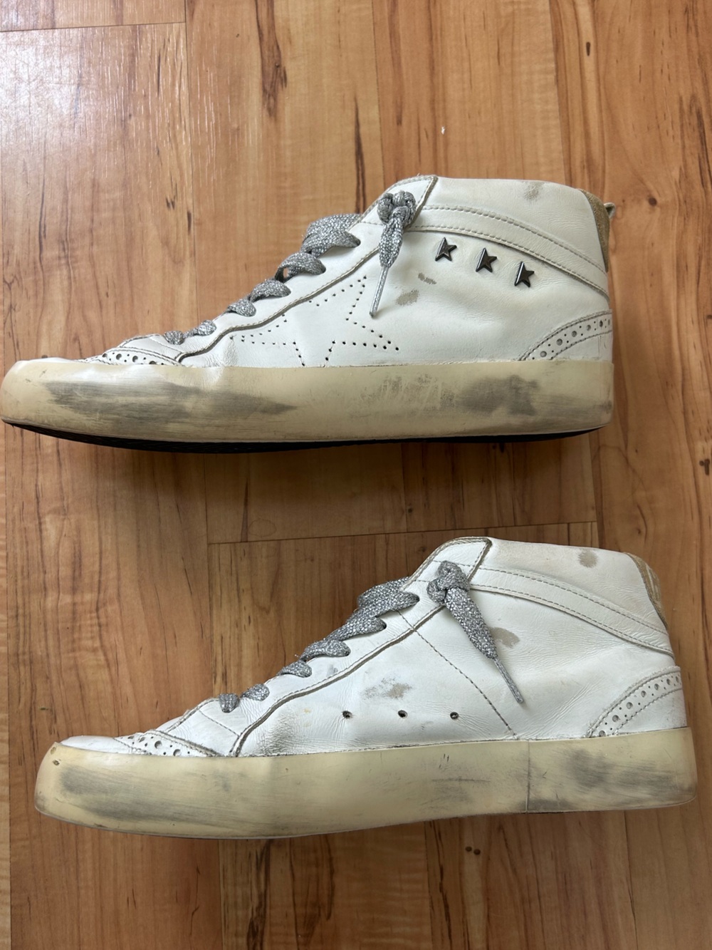 Golden Goose - Picture 5 of 13